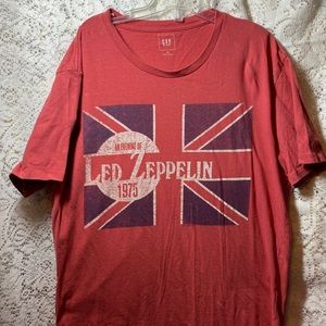 Led Zeppelin 1975 T-shirt size Medium red